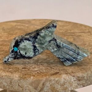 Zuni Carved Bird Fetish Bead Drilled Stone Native American Animal Carving VTG .9